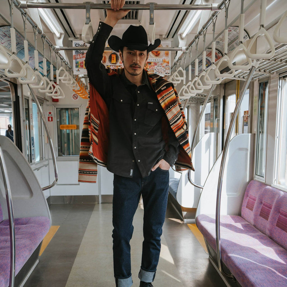 Sendero Wyatt Long Sleeve Corduroy Shirt