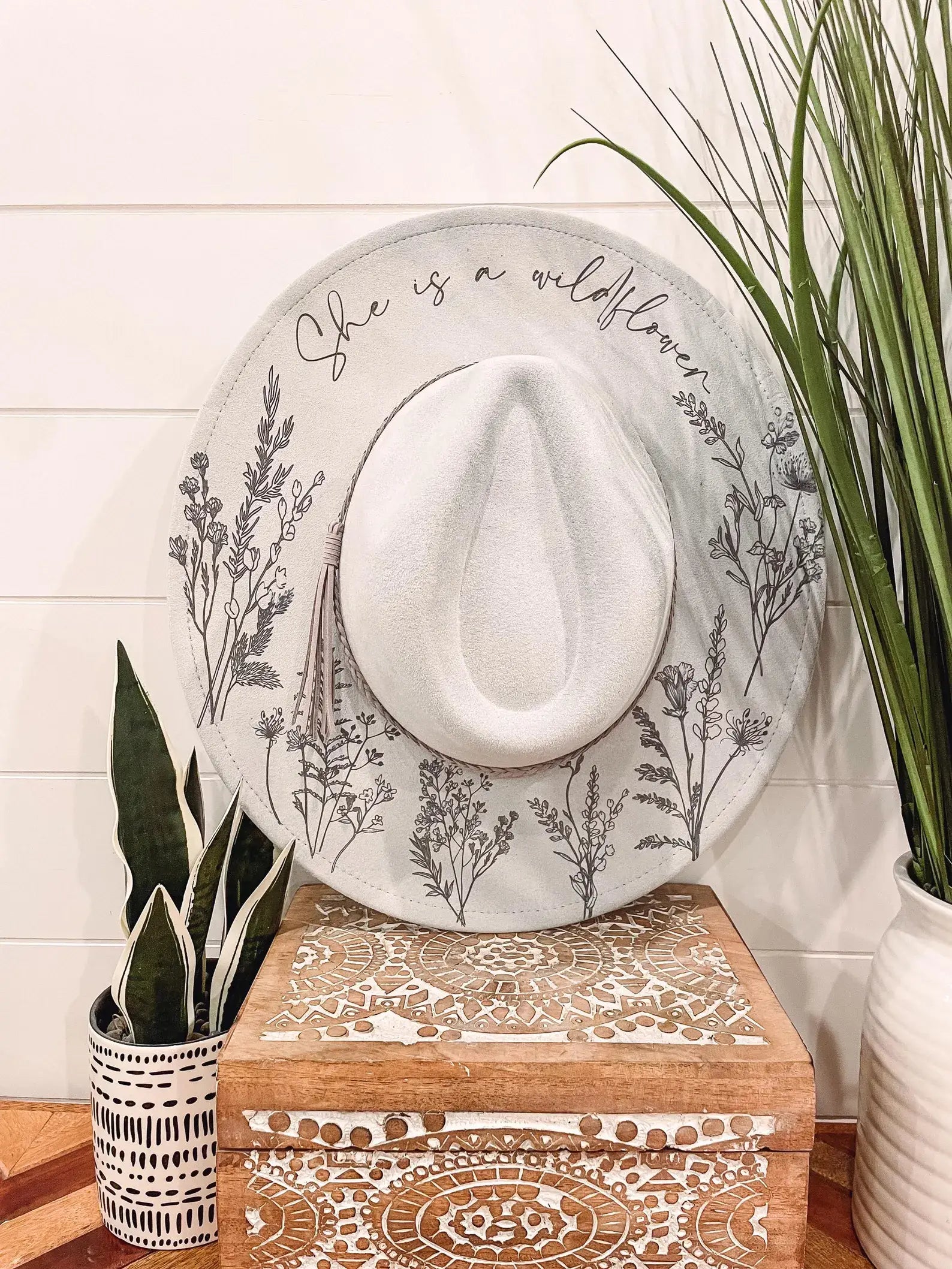 Engraved Floral Hat