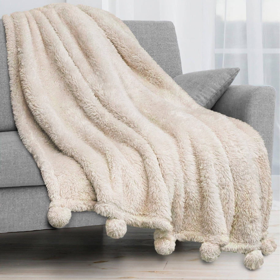 Pom Pom Twin Sherpa Blanket, Pink