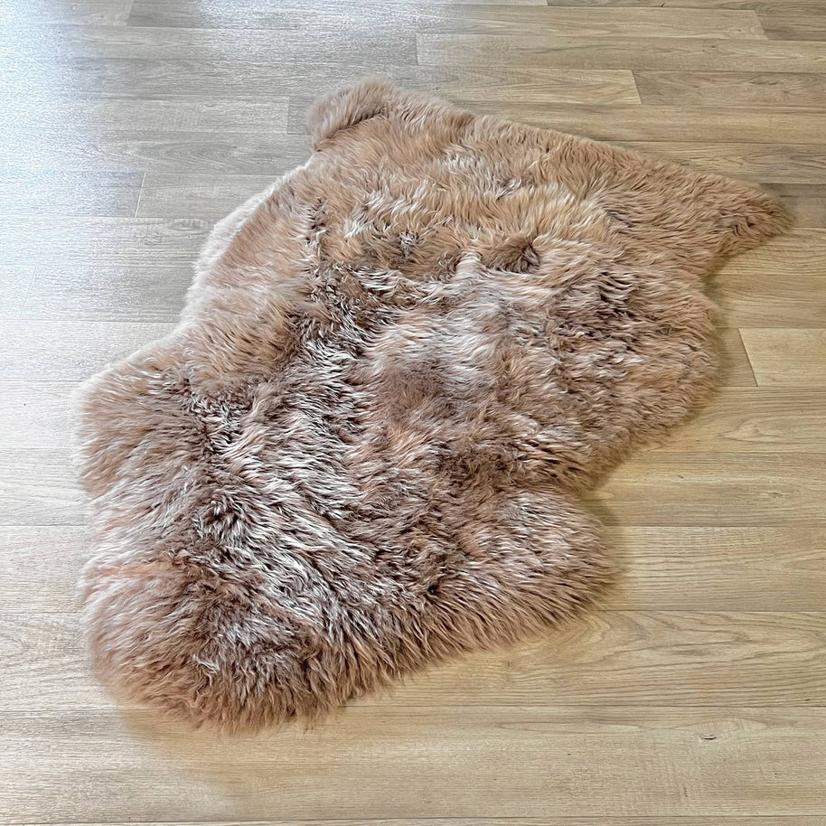 RODEO Genuine Sheepskin Rug – Premium Shearling Decor: Brown