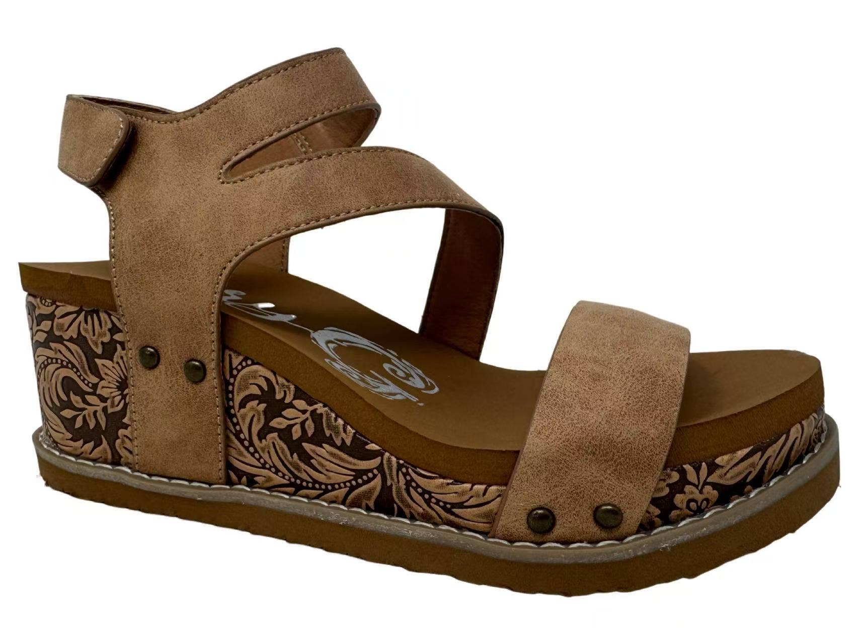 Verde Trail Very G Women's Nude Wedge