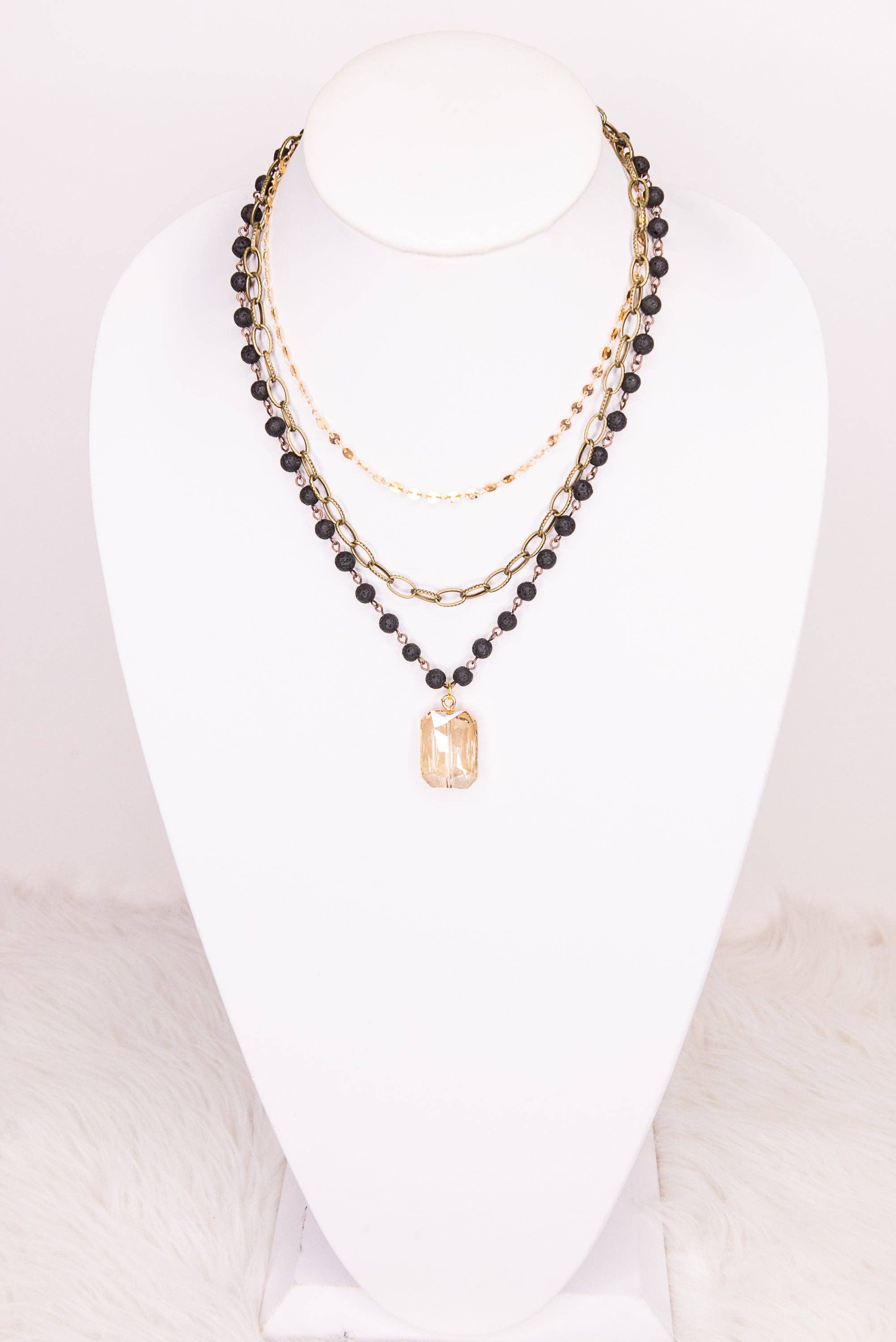 Hannah Necklace in  Tri-color
