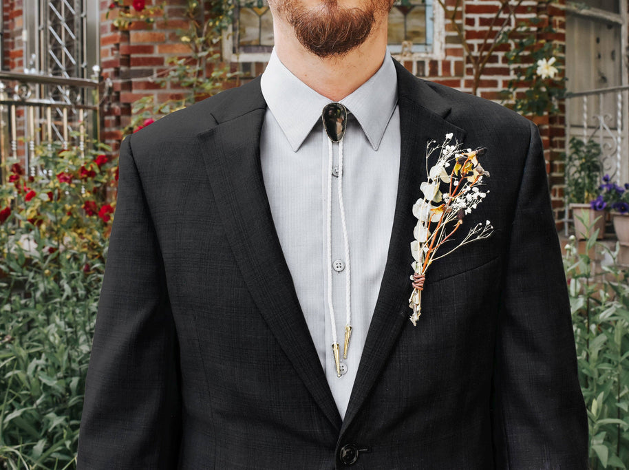 Gemstone Bolo Tie - Onyx (Gold)