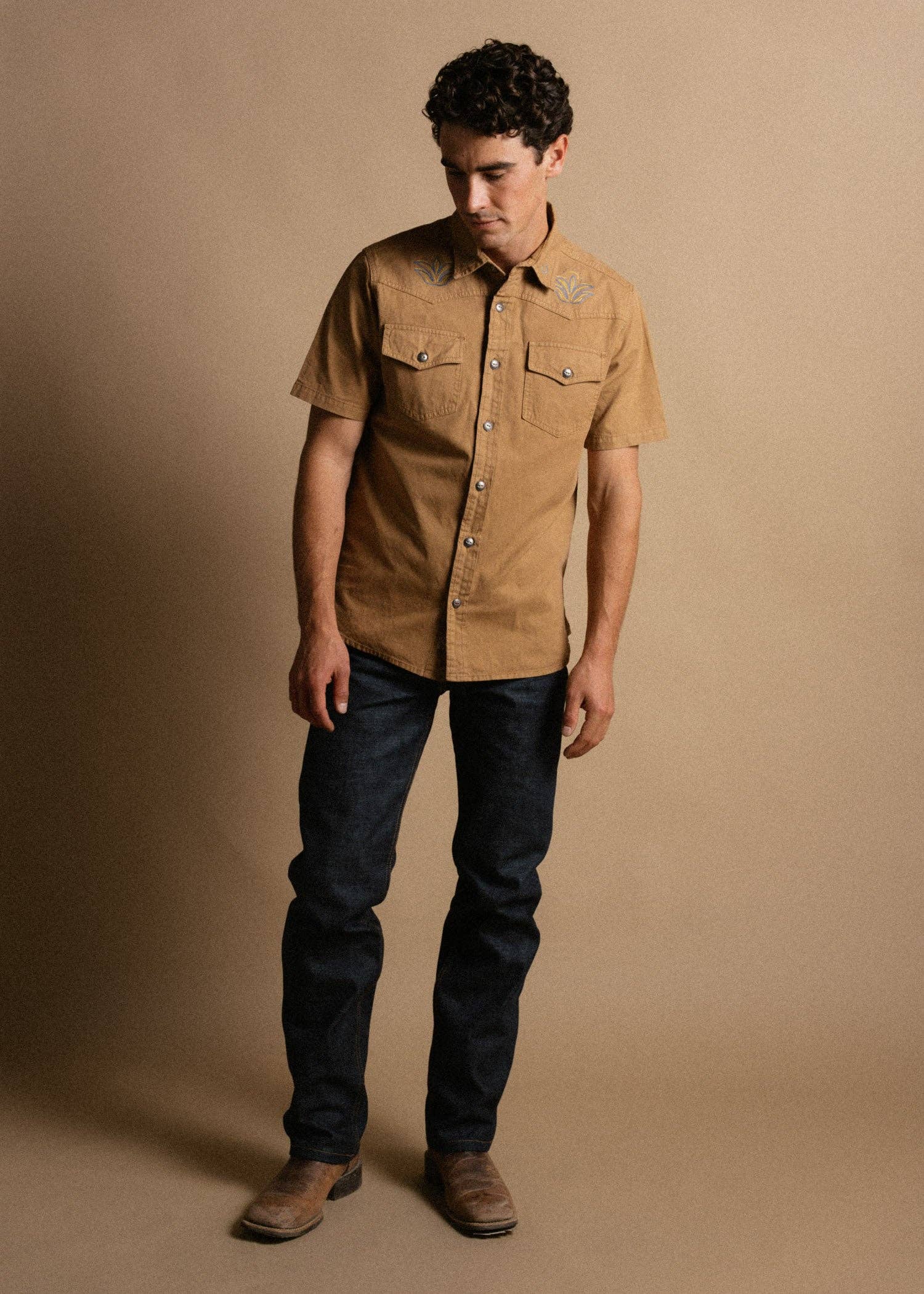 Sapa Embroidered Men's Shirt