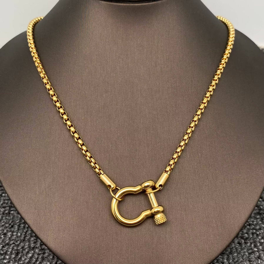 18K GP S.Steel Horseshoe Buckle Charm Necklace