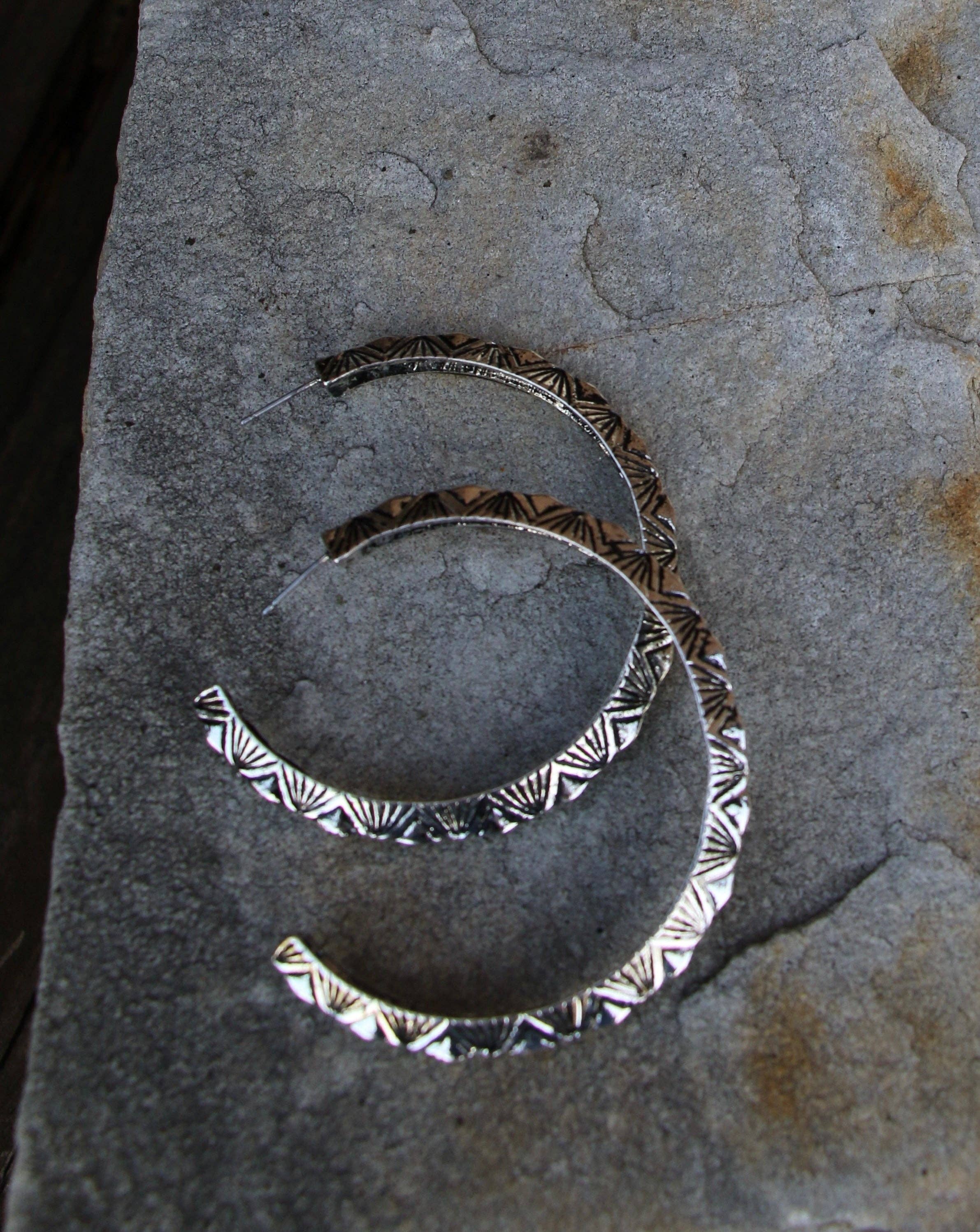 Texture Hoop Earrings 0562