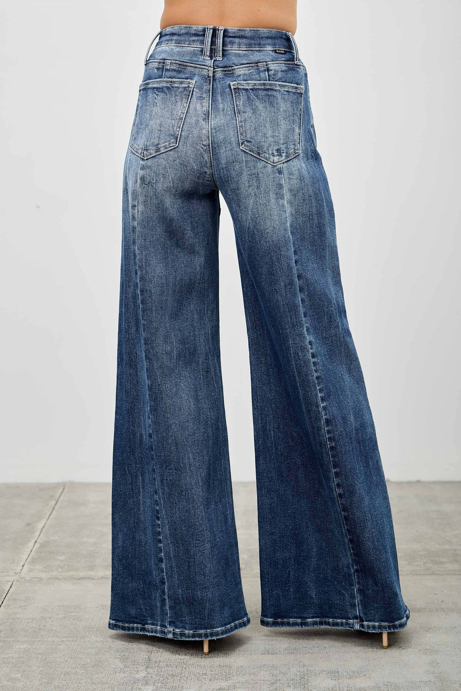 Mid-Rise Wide Leg Jeans