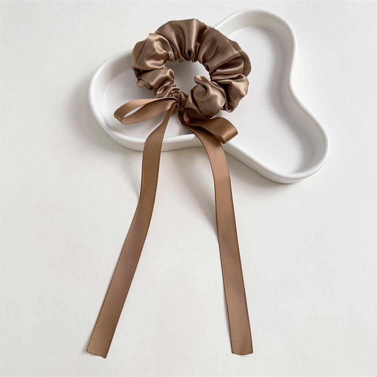 Streamer Hair Tie