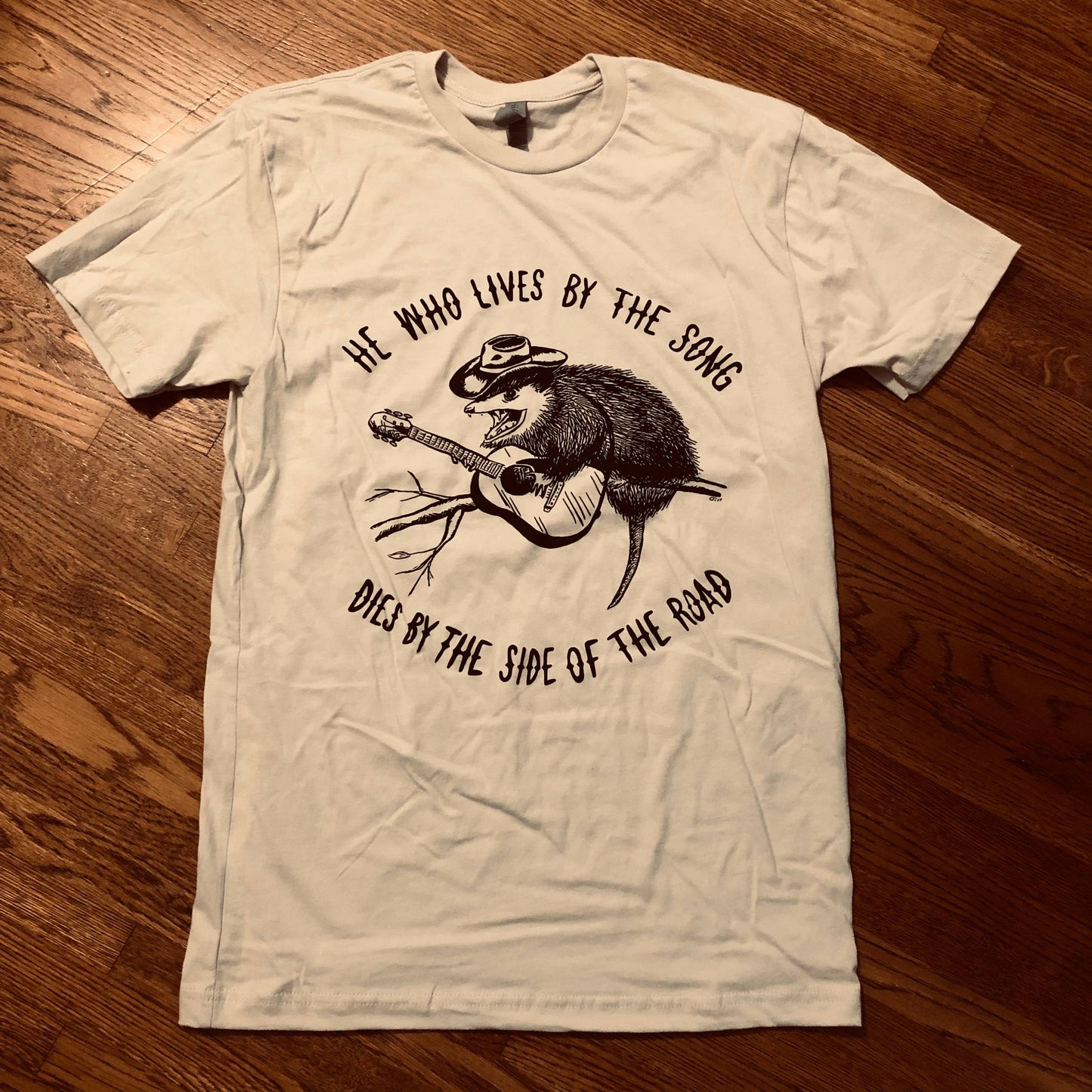 Singing Possum Retro T-Shirt