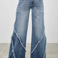 Mid-Rise Jeans with Frayed Seam