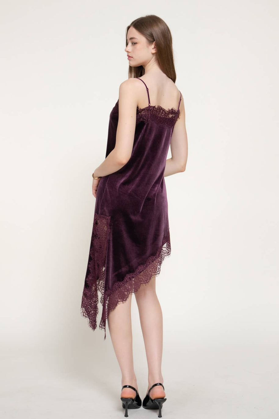 Straight Neck Lace Trim Asymmetrical Velvet Mini Dress