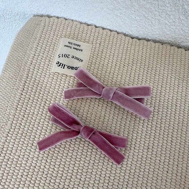 2 piece velvet ribbon clips