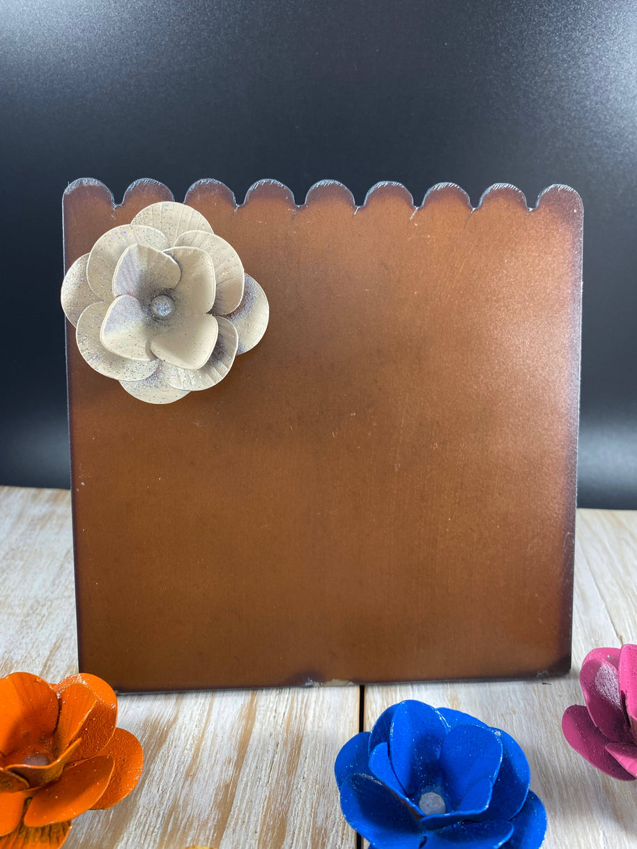 Metal Frame with Flower Magnet