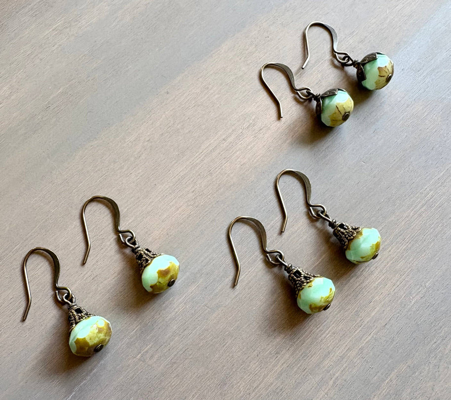 Earthen Beauty Simple Drop Earrings in Pale Green