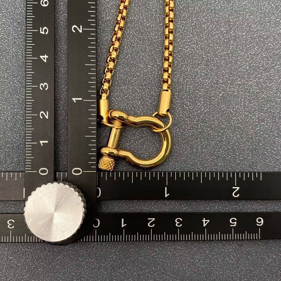 18K GP S.Steel Horseshoe Buckle Charm Necklace