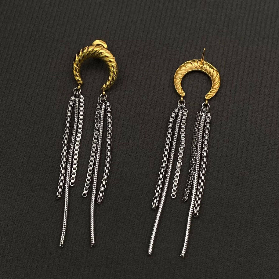 18K GP Chain fringe S. Steel Moon Earrings