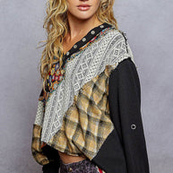 Patwork V-Neck Knit Top