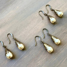 Classic Antique Pearl Drop Earring