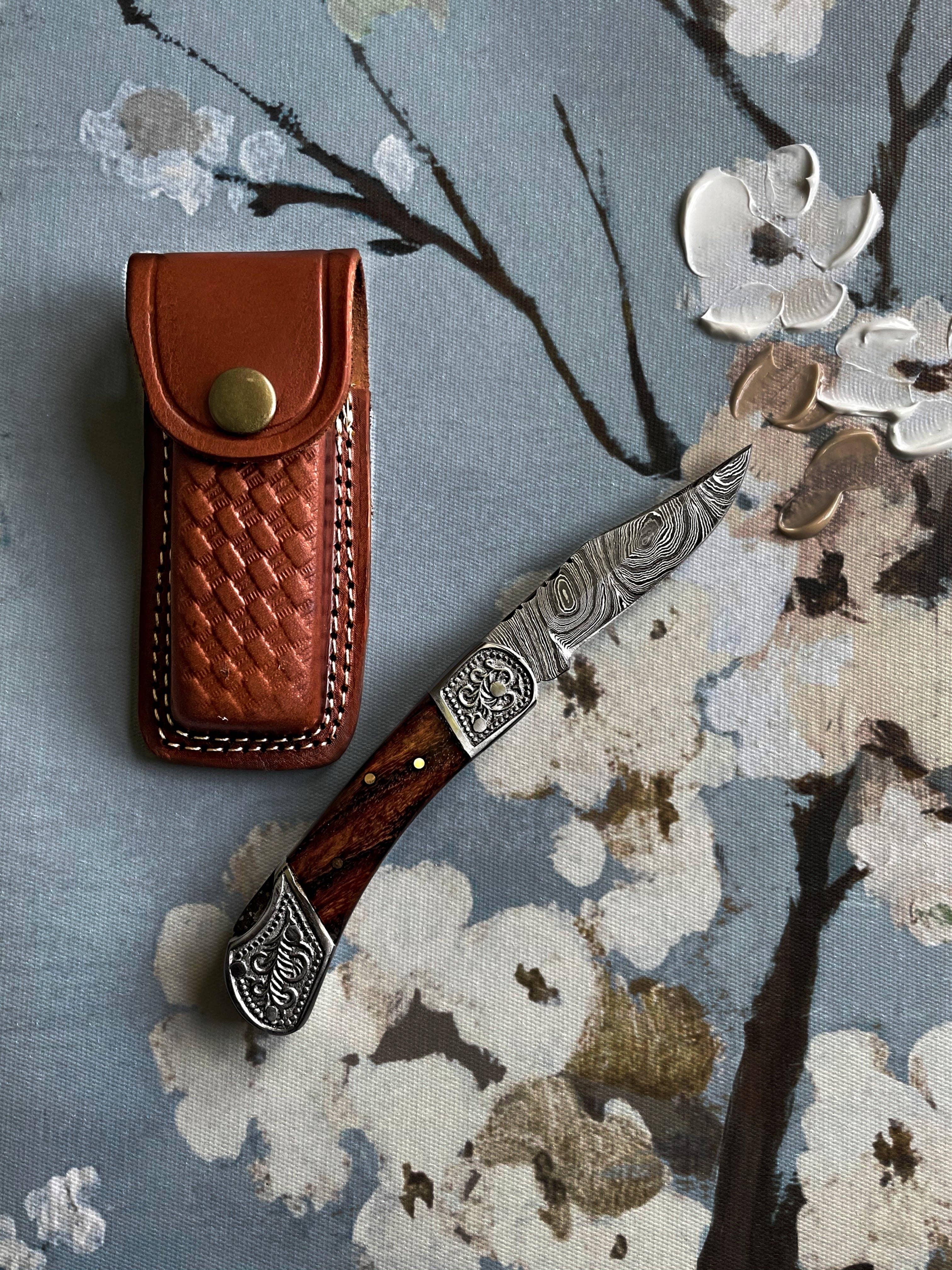 Damascus Walnut Wood Pocket Knife