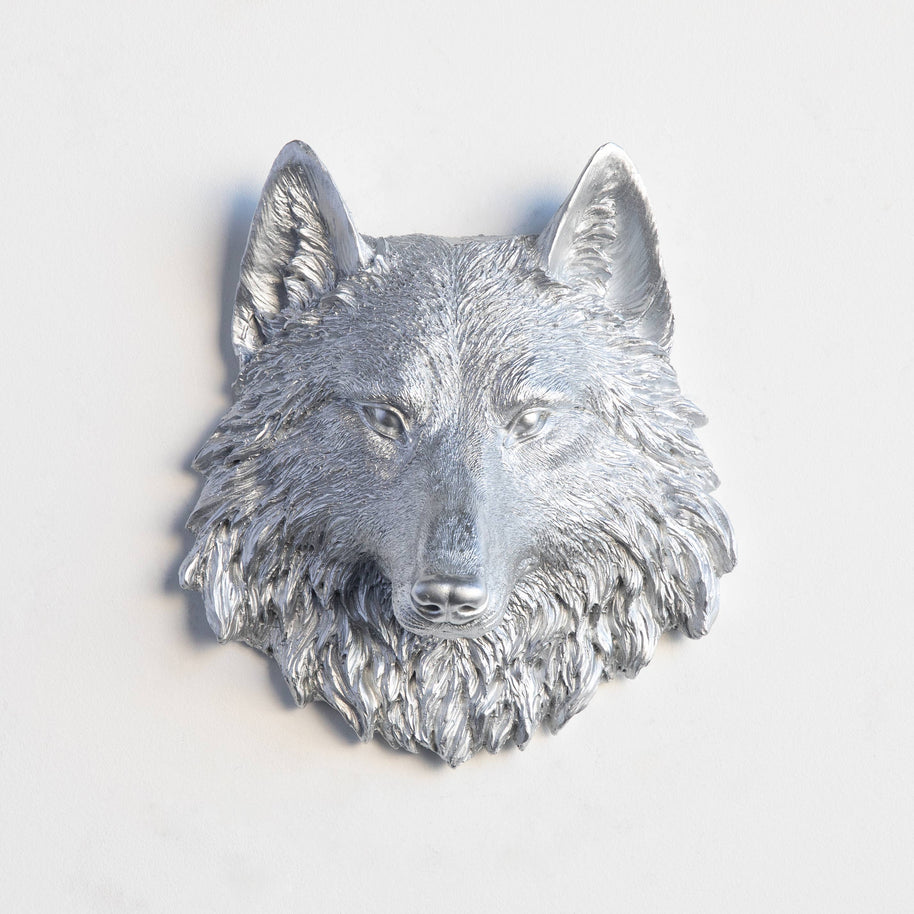 Mini Wolf Head Wall Mount, Bronze