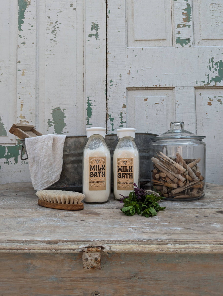 Milk Bath Soak 28 oz. - Lavender or Mint