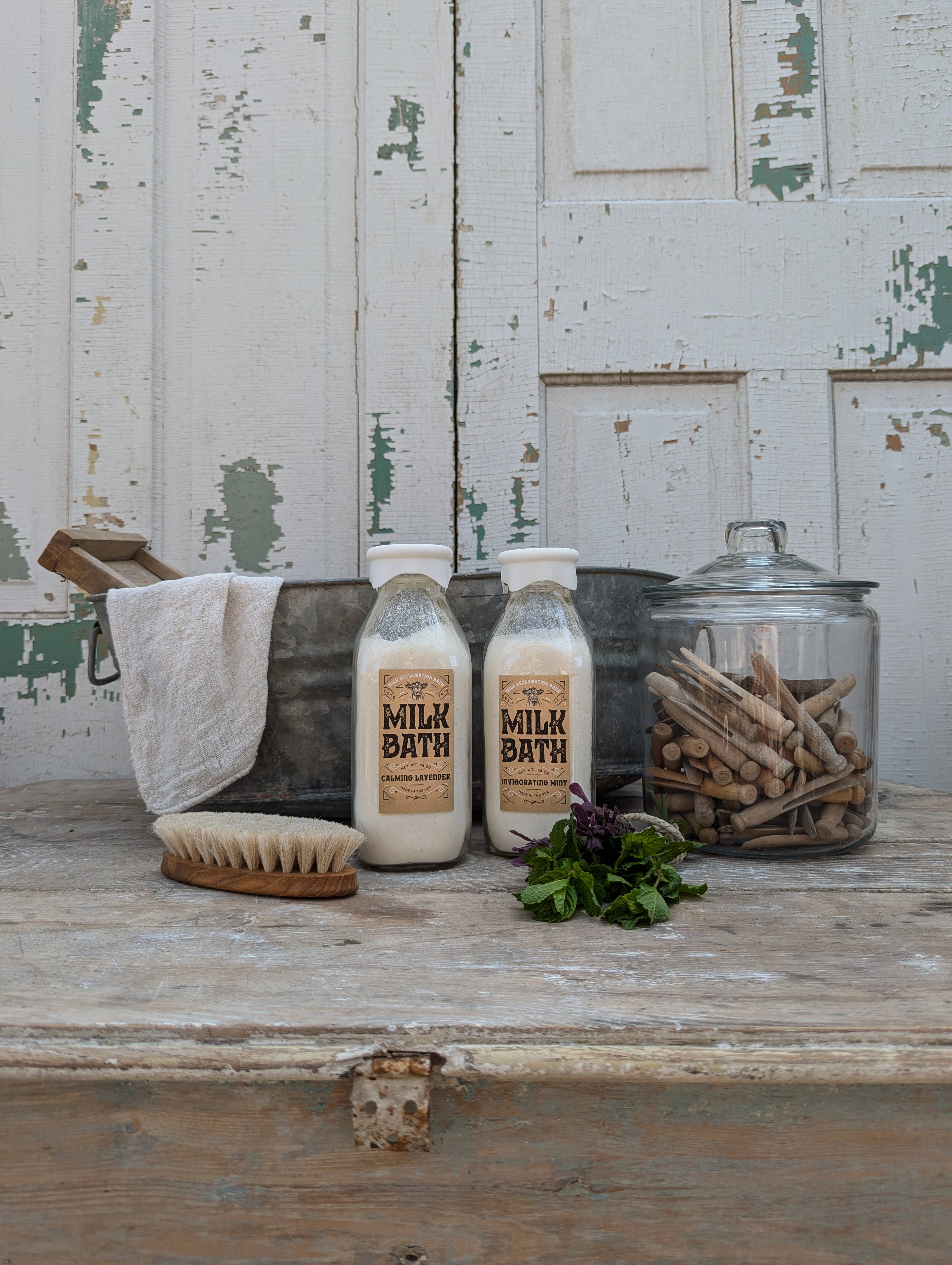 Milk Bath Soak 28 oz. - Lavender or Mint