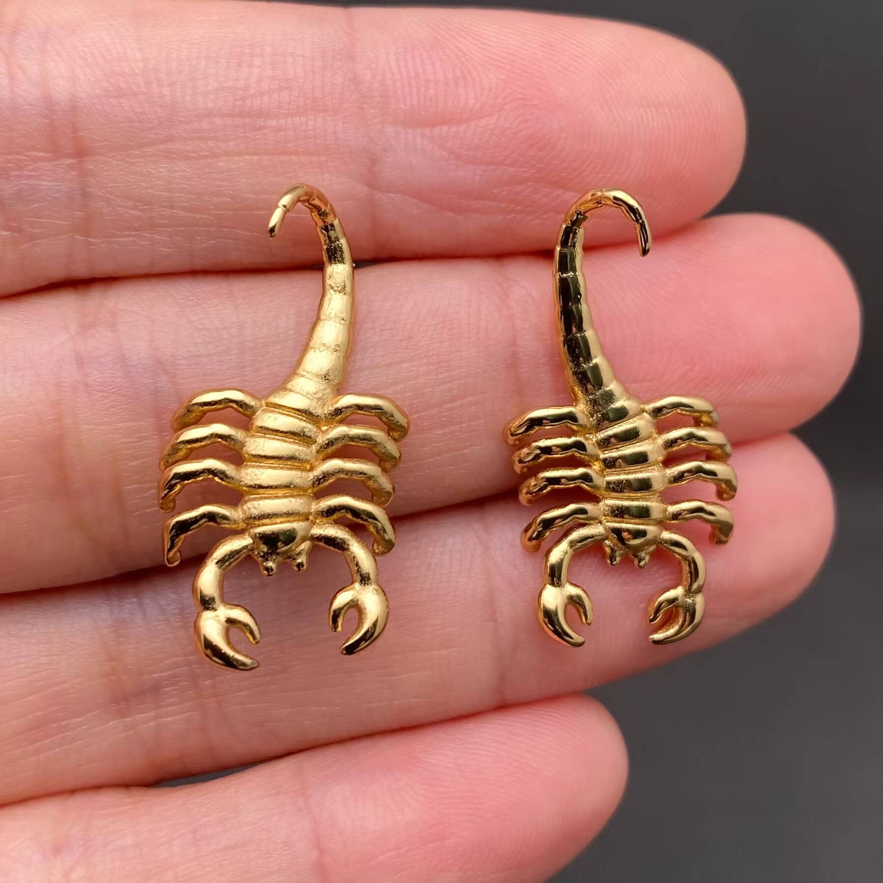 18k Gold Plated Stainless Steel Scorpion Stud Earrings - FGS