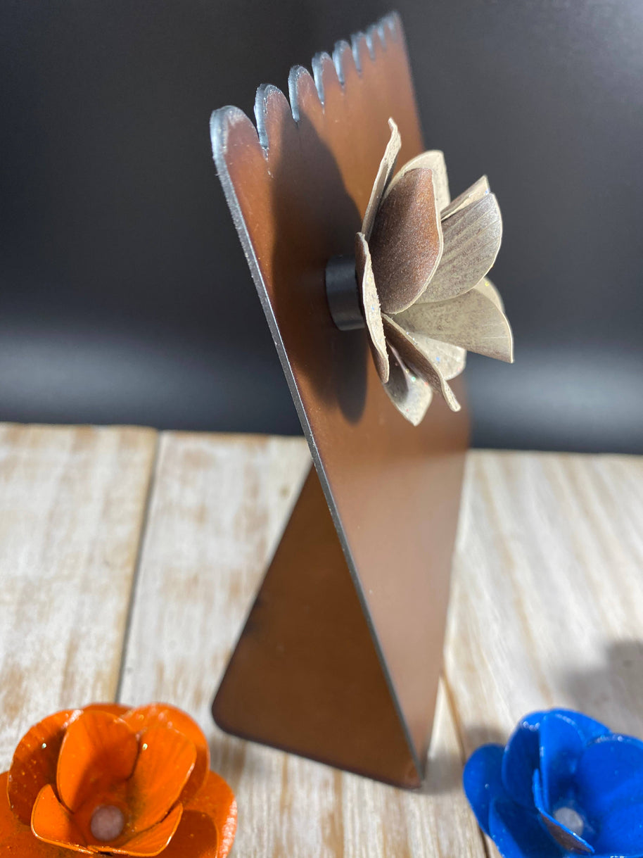 Metal Frame with Flower Magnet