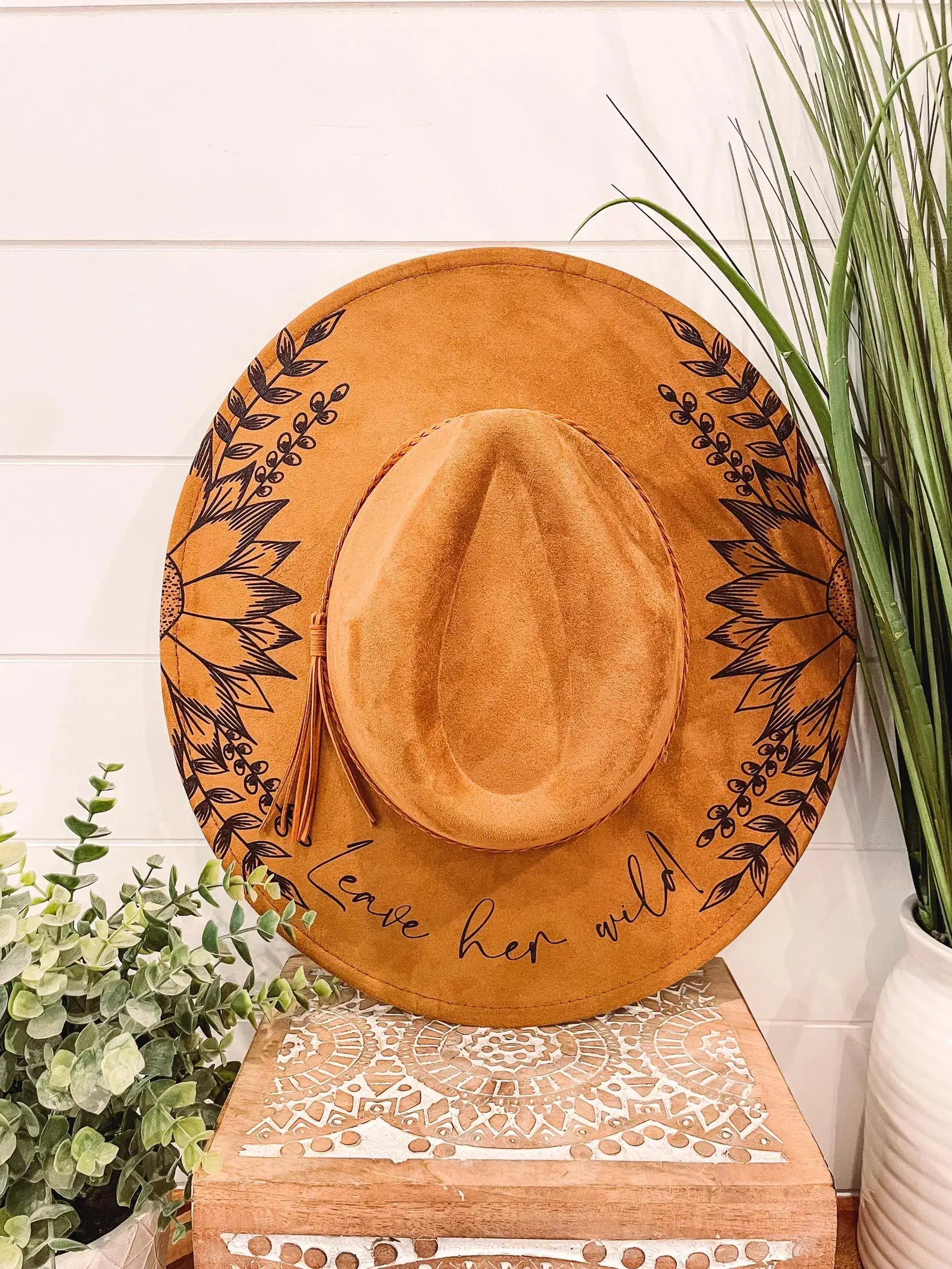 Engraved Floral Hat
