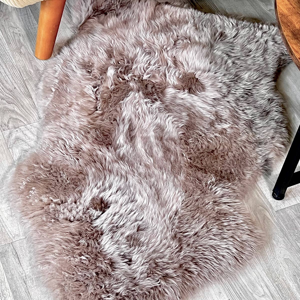 RODEO Genuine Sheepskin Rug – Premium Shearling Decor: Beige