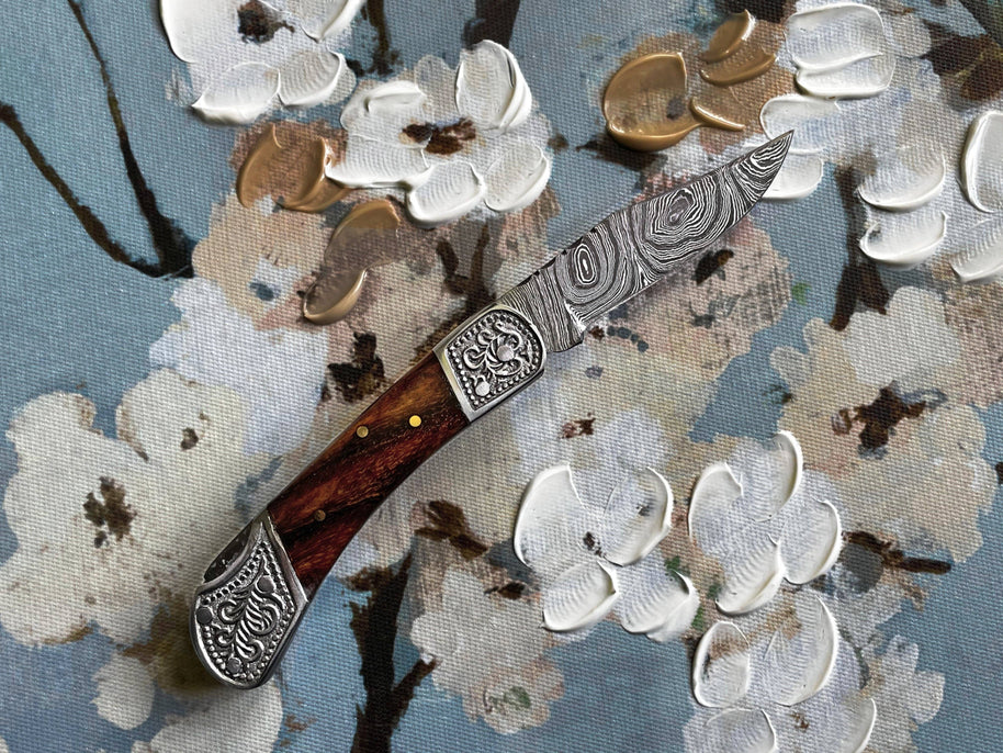 Damascus Walnut Wood Pocket Knife