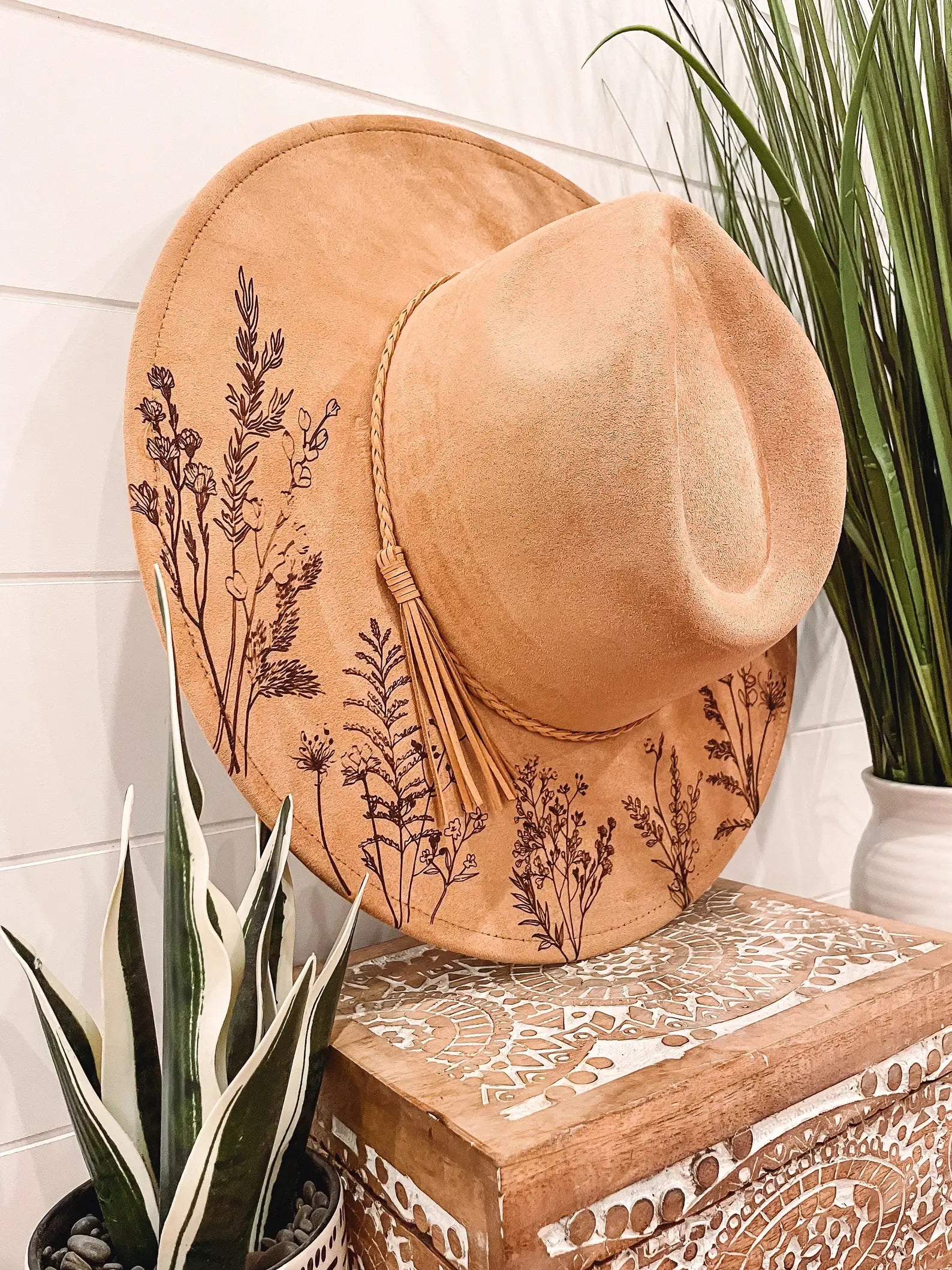 Engraved Floral Hat