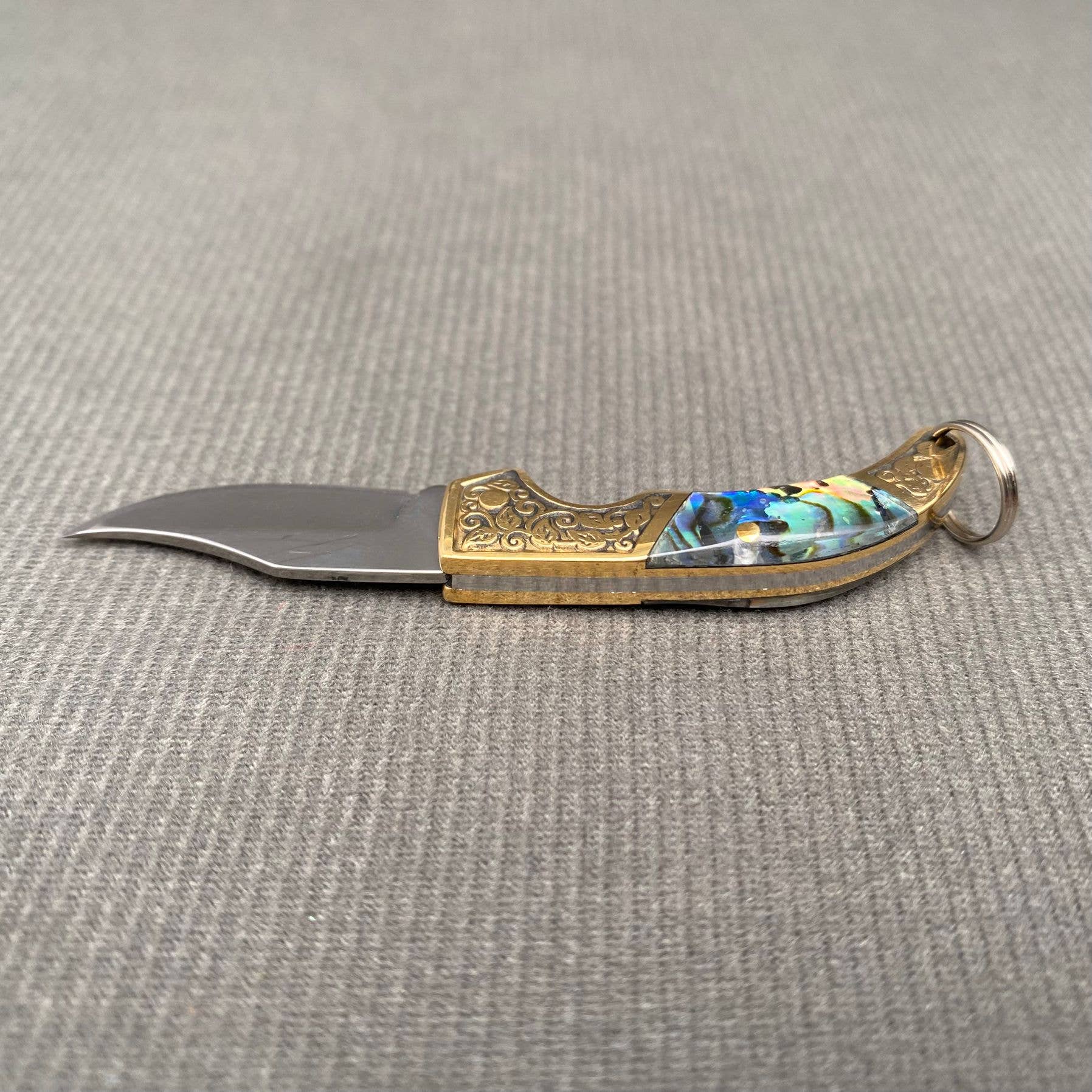Shell Inlaid Portable Foldable Knife