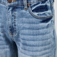 Mid-Rise Jeans with Frayed Seam