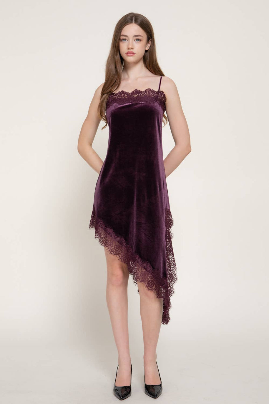 Straight Neck Lace Trim Asymmetrical Velvet Mini Dress
