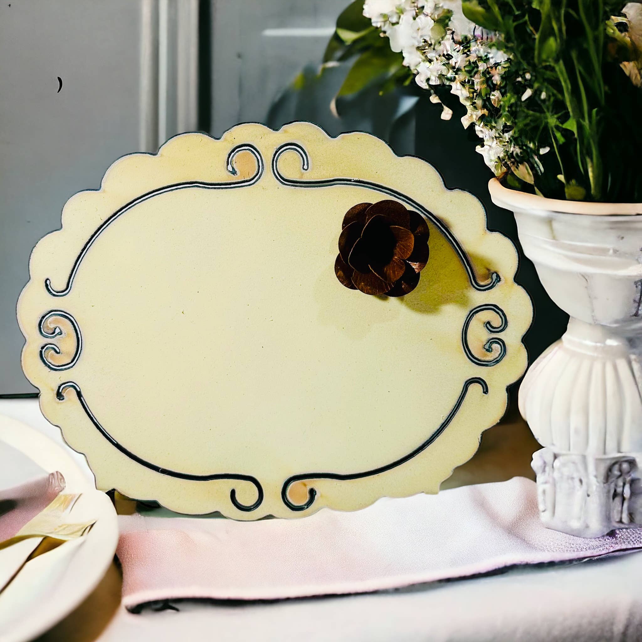 Metal Flower Frame with Magnet