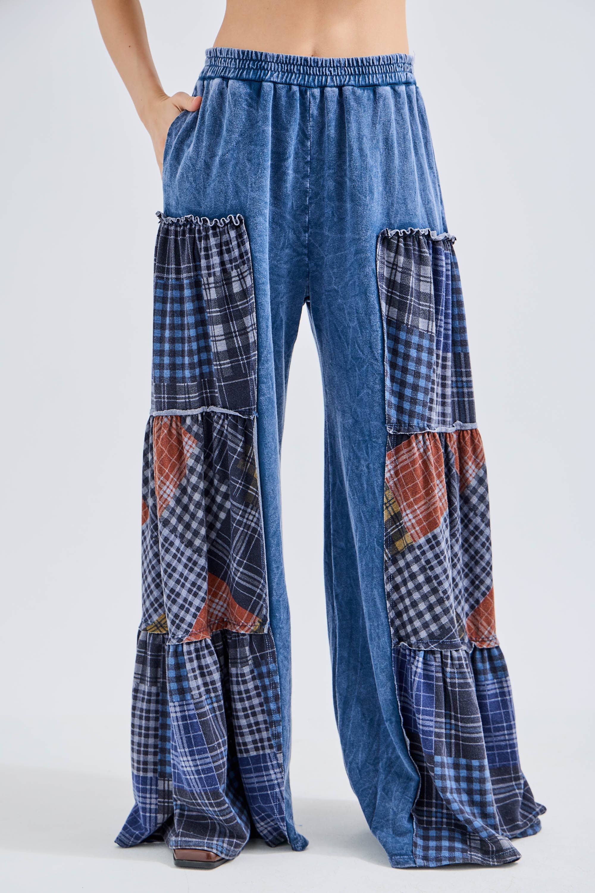 Mineral Washed Tiered Plaid Wide Flare pants HP6675