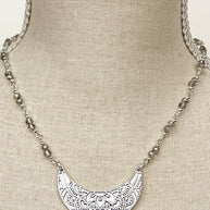 Wonder Woman Necklace in Silver