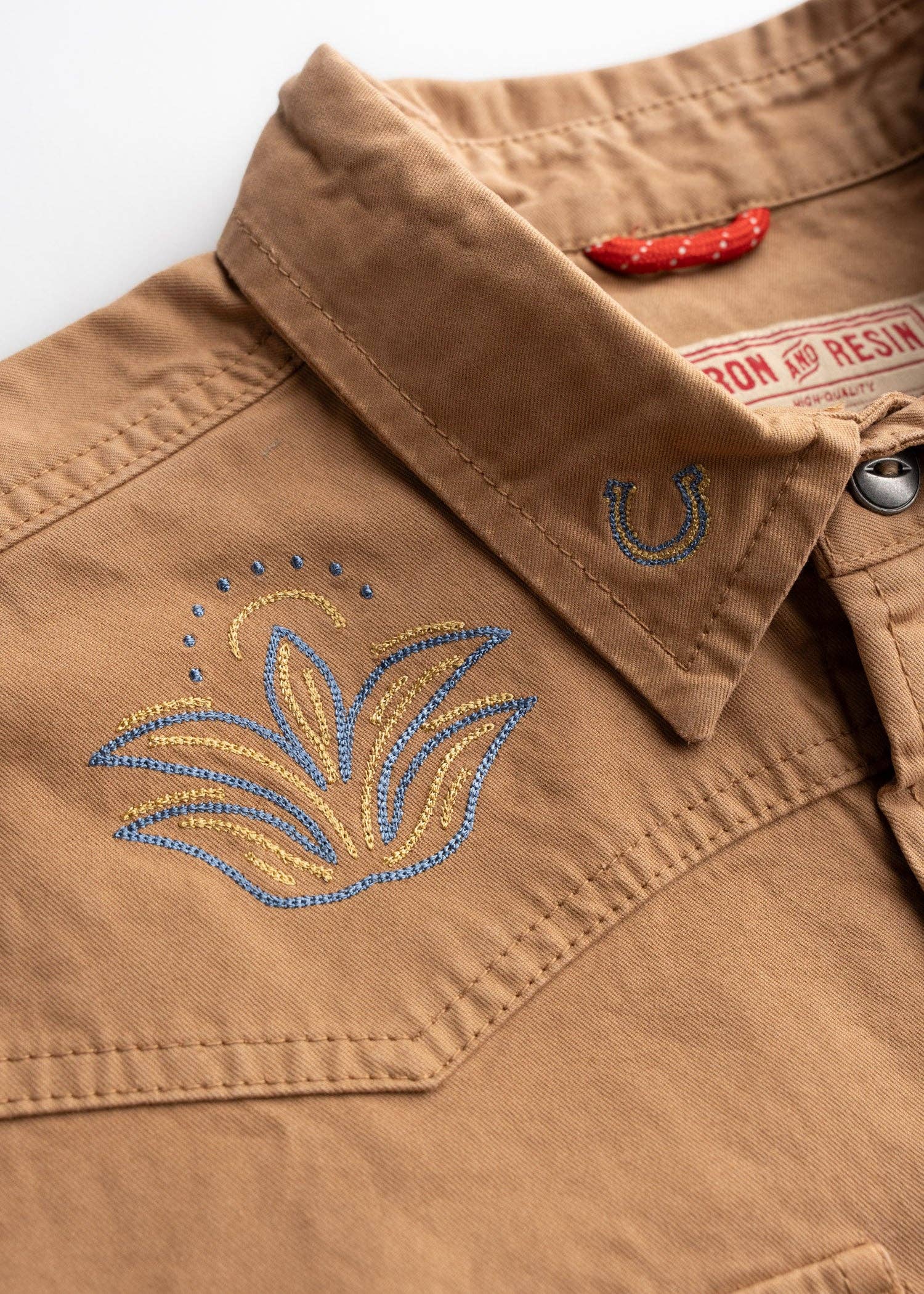 Sapa Embroidered Men's Shirt