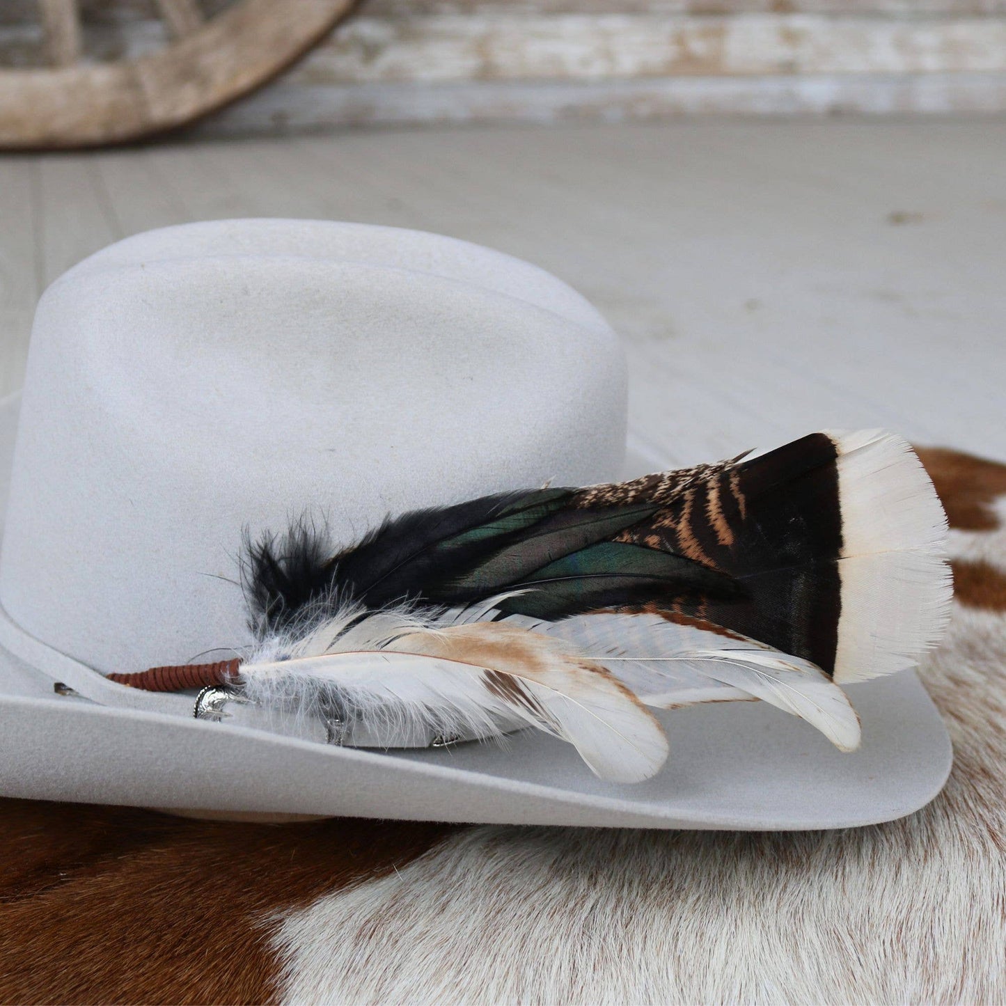 Feather Hat Accent - Chiseler