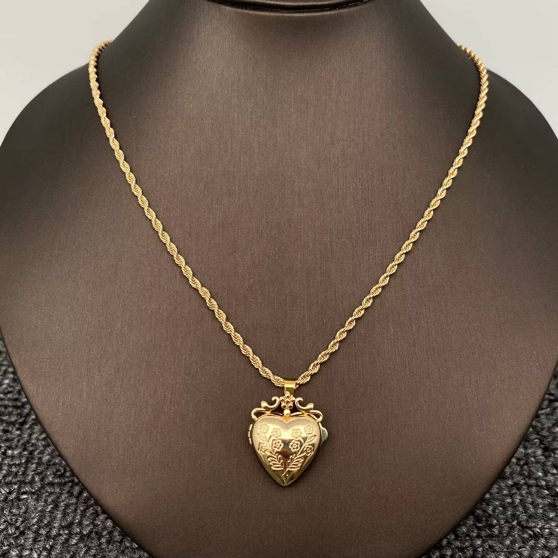 GP Heart Locket Necklace Openable