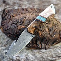 Premium Damascus Guthook Skinning Knife – Rosewood & Bone Handle – 10” Hunting Essential