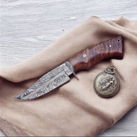 Custom Handmade Damascus Steel Hunting Knife – Rosewood Handle & Leather Sheath