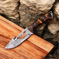 Premium Guthook Hunting Knife - Damascus Steel with Stag Horn Handle