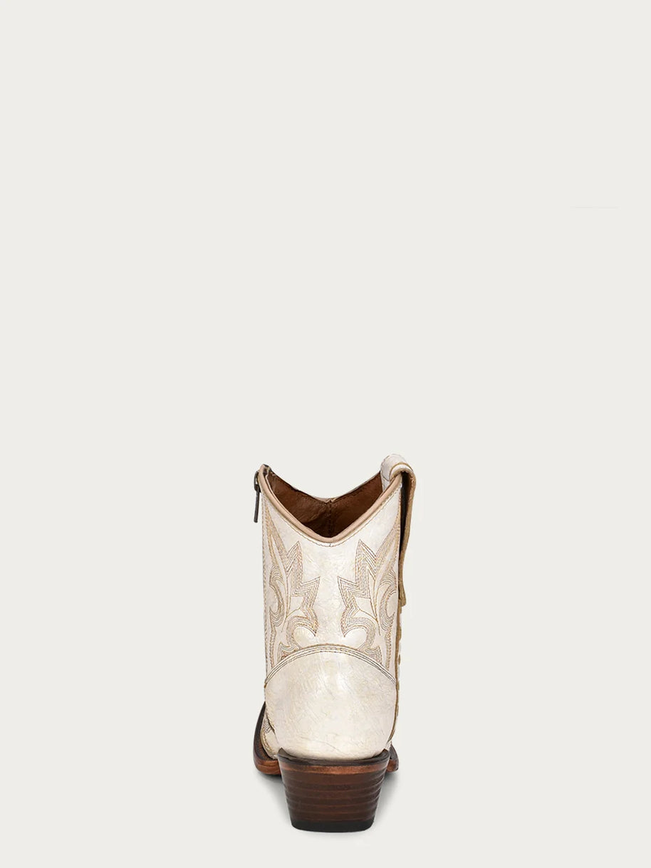 Pearl Snip Toe Ankle Boot, L5916