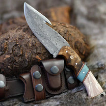 Premium Damascus Guthook Skinning Knife – Rosewood & Bone Handle – 10” Hunting Essential