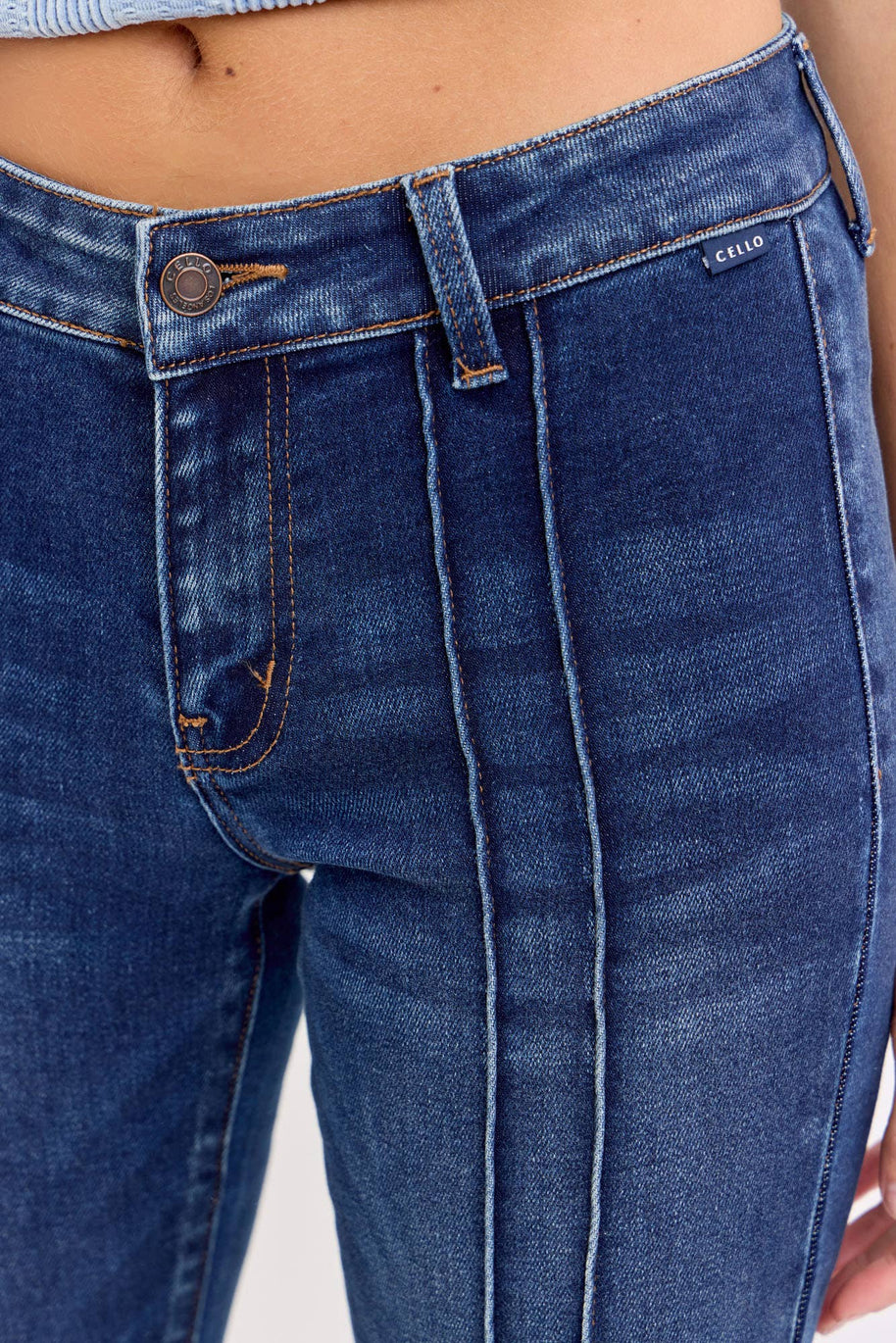 Mid-Rise Flare with Pintuck Jeans, 30