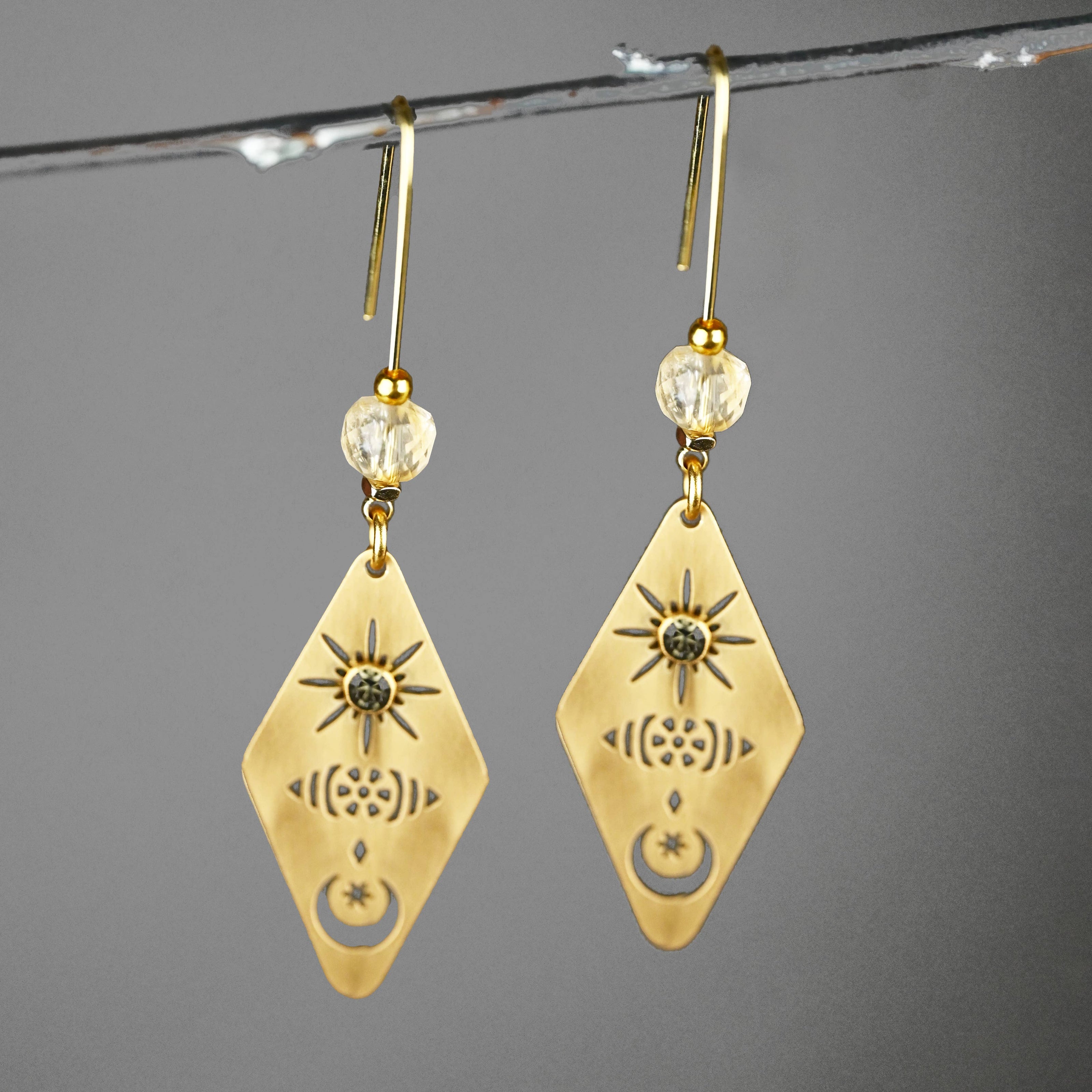 Diamond Shape Moon & Star w/ Stone & Gemstone Long Wire