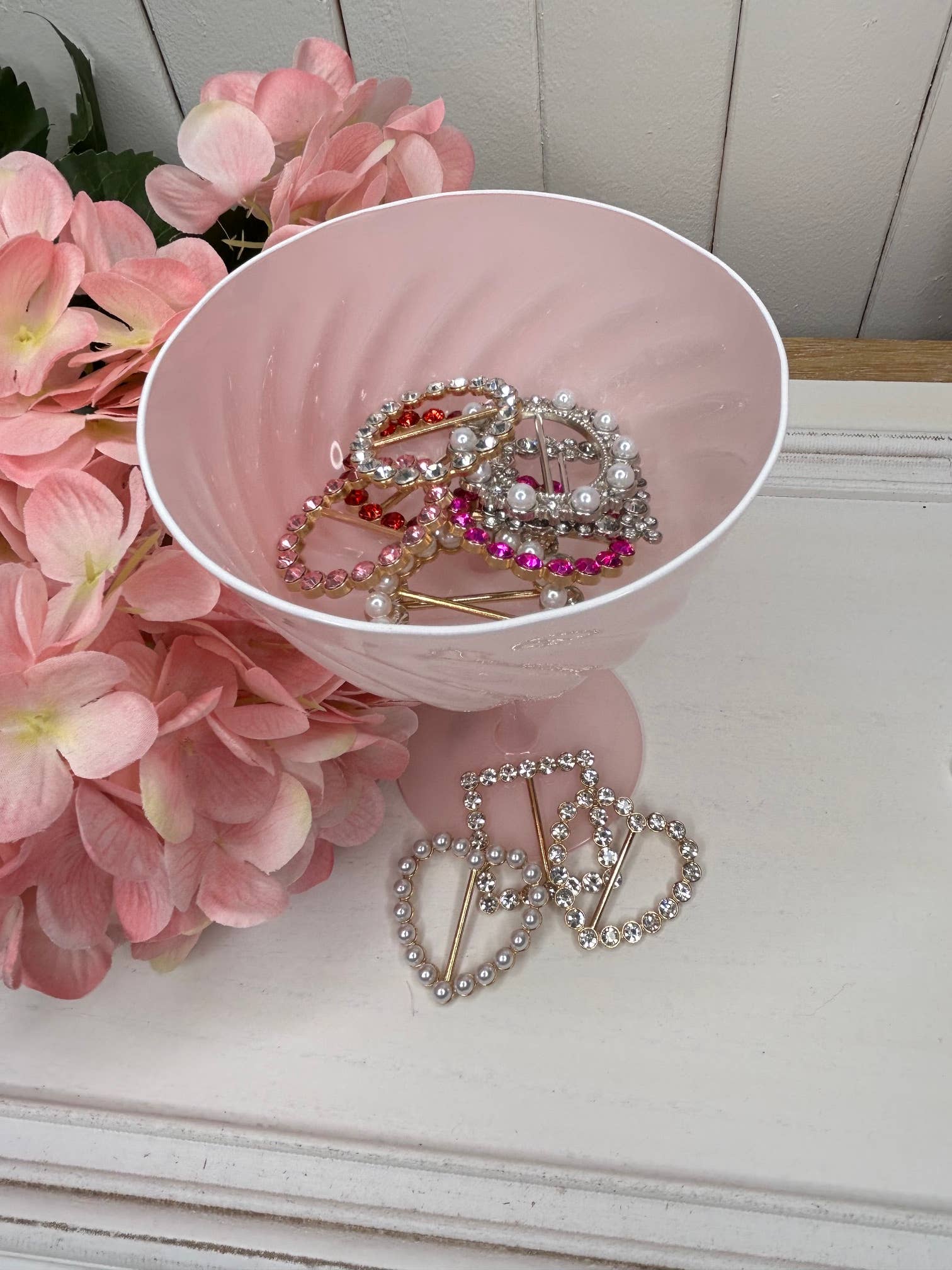 Tee Tie Round Gold with Blingy Clear Rhinestones