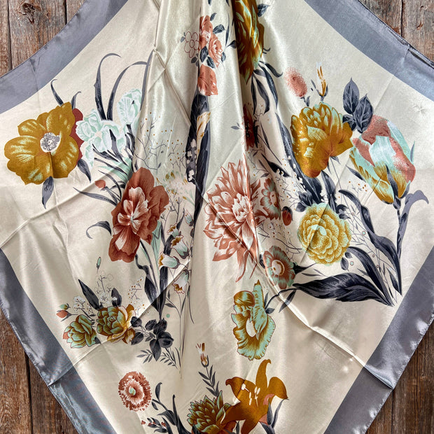 35X35"  Field of Wild Flowers Wild Rag #WR111